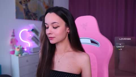 Angelina online show from 10.30.25