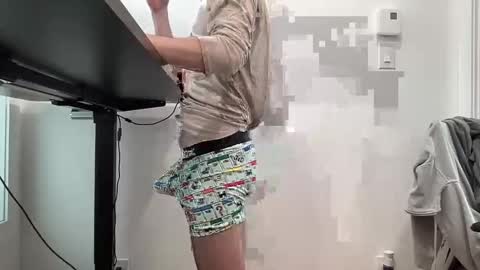 Snapshot of juicy_boy21 chatting on 10.08.25 juicy boy21 online show from 10.08.25