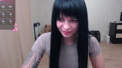 juicy_jesss online show from 04.23.26
