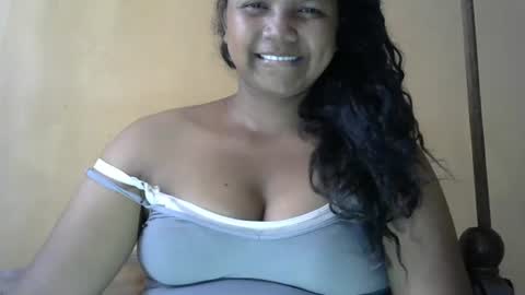 stellah online show from 10.27.25