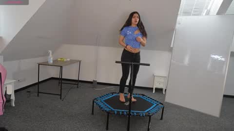 Elza online show from 03.10.26