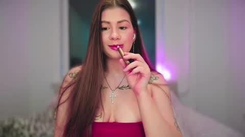 Elena online show from 11.13.25