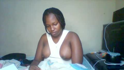 Snapshot of juicyicequeen chatting on 11.20.25 juicyicequeen online show from 11.20.25