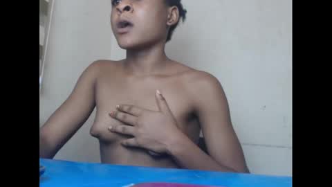 juicynwetx online show from 03.10.25