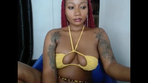 juicyxpink online show from 10.05.25