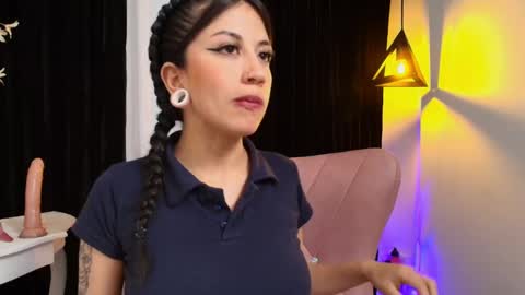 Snapshot of julescornett chatting on 01.21.25 Julees online show from 01.21.25