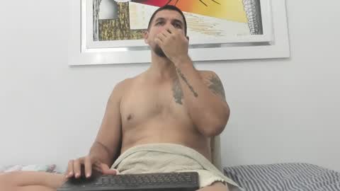 Snapshot of juleslatin122 chatting on 12.01.24 Jules online show from 12.01.24