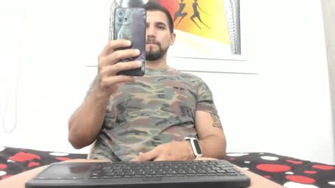 Snapshot of juleslatin122 chatting on 01.03.25 Jules online show from 01.03.25