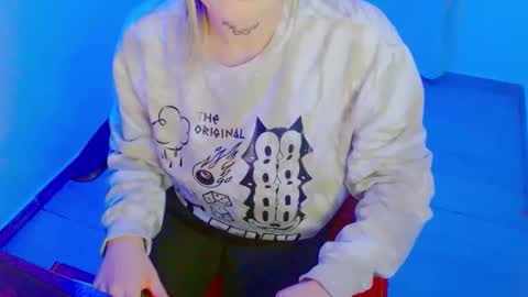  Juliana Torres  online show from 12.03.25