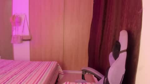 juli_santos_22 online show from 04.26.26