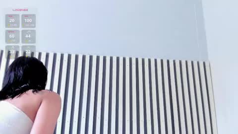 Snapshot of julia_musee chatting on 01.31.26 online show from 01.31.26