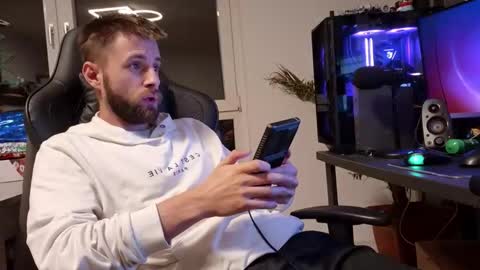 julia_official online show from 01.13.26