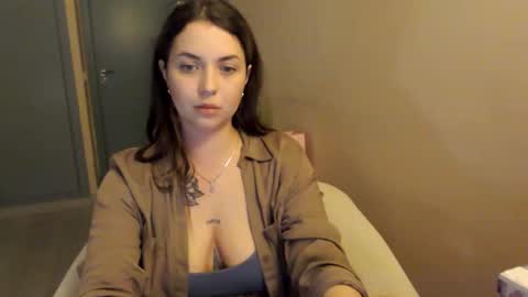 Snapshot of juliagraceof chatting on 02.14.26 juliagraceof online show from 02.14.26
