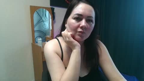 Snapshot of juliamorgann chatting on 05.23.26 juliamorgann online show from 05.23.26