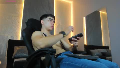 JULIAN  online show from 06.09.26
