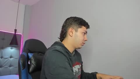 julian_smith21 online show from 02.26.26