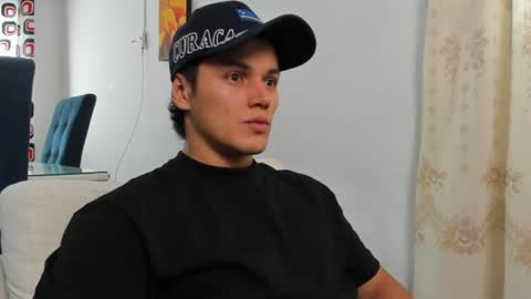 Snapshot of julian_wallace1 chatting on 06.23.26 julian_wallace1 online show from 06.23.26