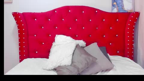 Snapshot of juliana12_ls chatting on 03.17.26 juliana12_ls online show from 03.17.26