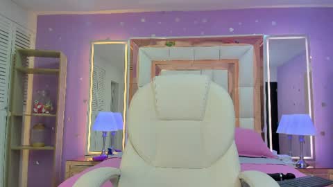 juliana_diamond_ online show from 06.16.26