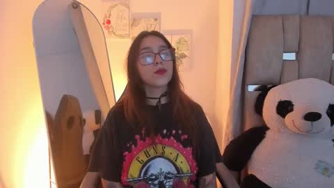 Snapshot of julianacarter chatting on 11.15.25 JulianaCarter online show from 11.15.25