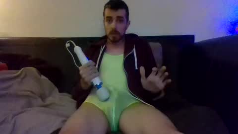 Snapshot of julianjj2001 chatting on 12.04.24 julianjj2001 online show from 12.04.24