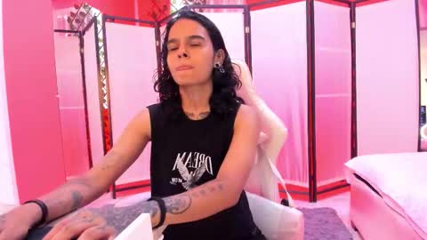 julianne_7 online show from 02.02.26