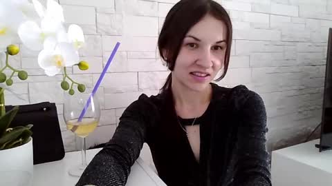Julia online show from 06.08.26