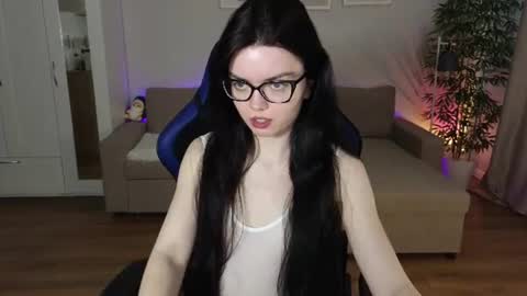 Snapshot of juliaortega_ chatting on 06.26.26 Julia online show from 06.26.26
