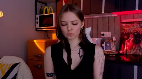 Snapshot of julidropp chatting on 01.18.26 julidropp online show from 01.18.26