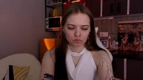 Snapshot of julidropp chatting on 02.13.26 julidropp online show from 02.13.26