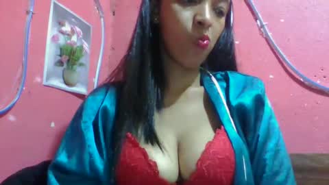 julie0612 online show from 05.04.26