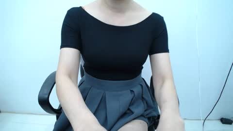 Snapshot of julie9x chatting on 06.23.26 julie9x online show from 06.23.26
