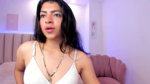 Snapshot of julie_devani chatting on 12.03.25 julie_devani online show from 12.03.25