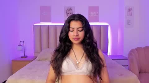 Snapshot of julie_devani chatting on 12.20.25 julie_devani online show from 12.20.25