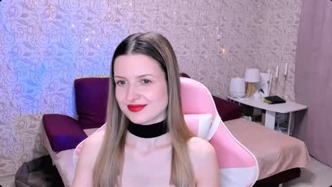 Snapshot of julie_flores chatting on 03.06.25 Julie online show from 03.06.25