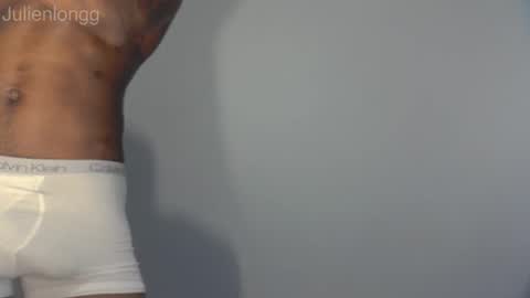 Snapshot of julienlongg chatting on 02.07.26 Julien online show from 02.07.26