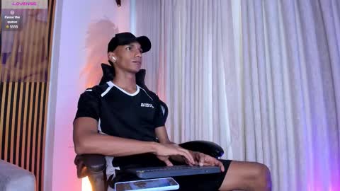 Julien online show from 11.14.25