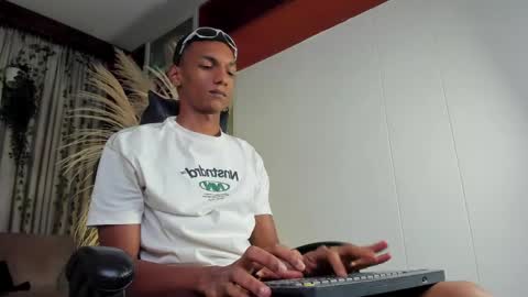 Julien online show from 05.15.26