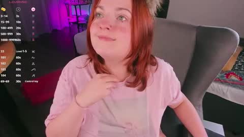 Snapshot of juliet_schoolgirl chatting on 12.22.24 Juliet online show from 12.22.24