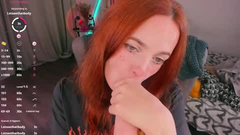 Snapshot of juliet_schoolgirl chatting on 09.24.25 Juliet online show from 09.24.25