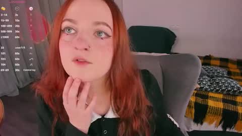 Snapshot of juliet_schoolgirl chatting on 01.13.26 Juliet online show from 01.13.26