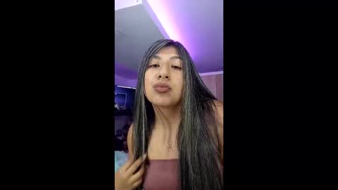 Snapshot of julieta11544 chatting on 05.17.26 Julieta online show from 05.17.26