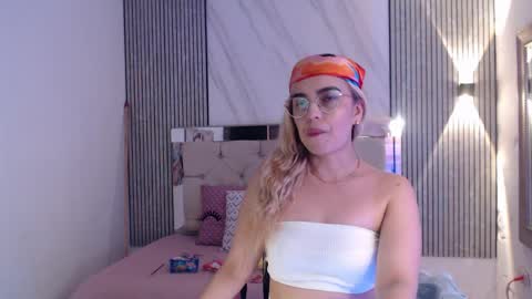 julieta__fox_ online show from 03.29.26