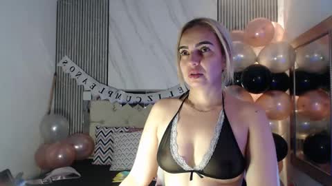 julieta__fox_ online show from 04.24.26