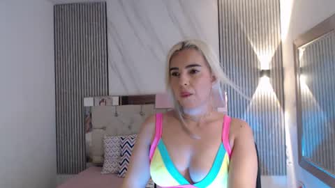 julieta__fox_ online show from 07.22.26