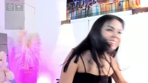 Snapshot of julieta_coopeer_ chatting on 05.12.26 Julieta online show from 05.12.26