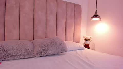 Julieta online show from 10.14.25