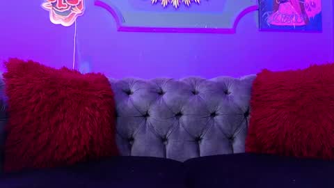  Julieta  online show from 02.19.25