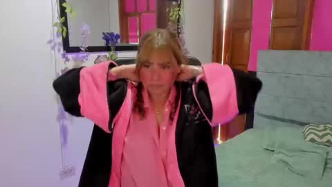 julieta_star69 online show from 04.15.26