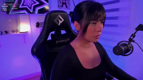 Snapshot of julietariverss chatting on 09.12.25 Julieta online show from 09.12.25